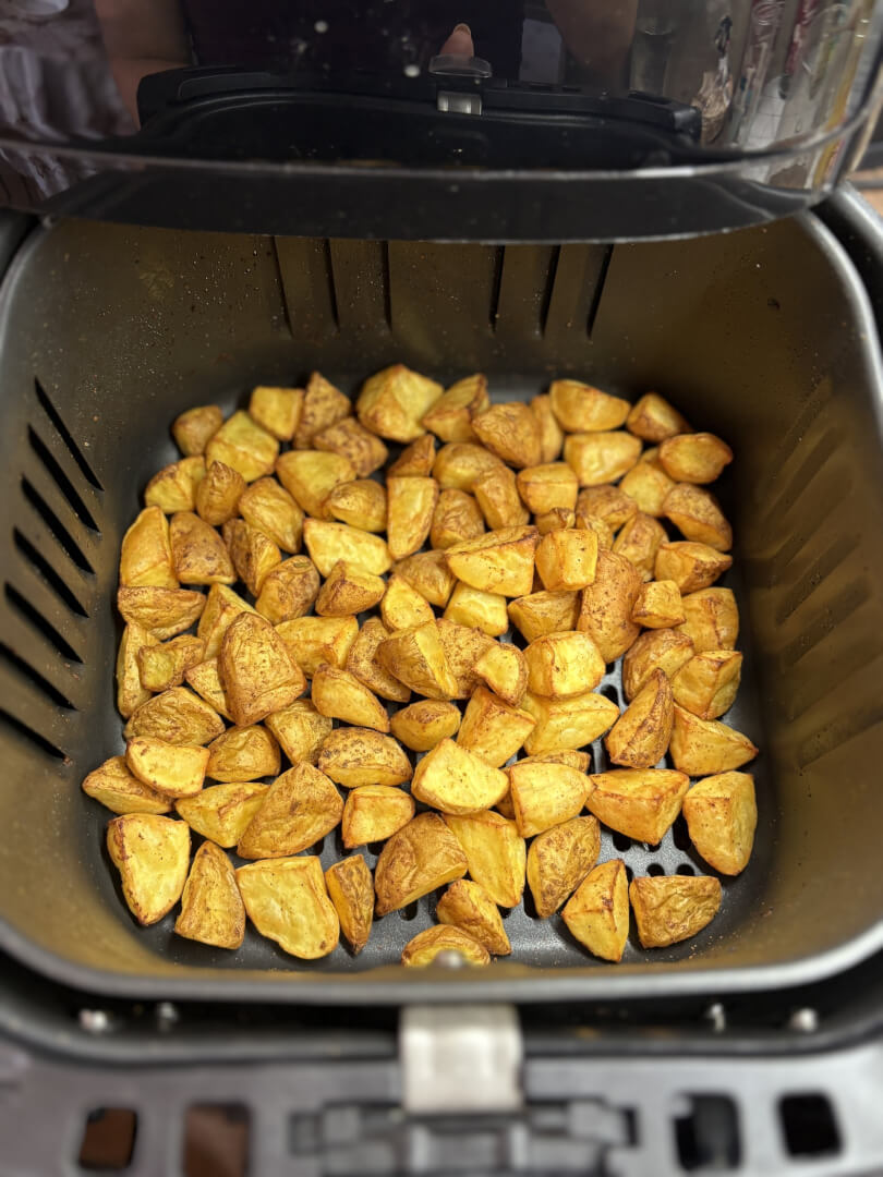 Tökéletes sültkrumpli air fryer-ben 🍟 2 tt IMG 4709 250918 015313 scaled